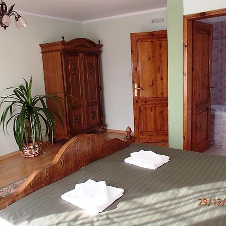 Trenčín Pension Magnolia מראה חיצוני תמונה