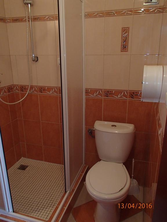 Trenčín Pension Magnolia מראה חיצוני תמונה