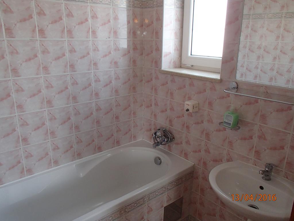 Trenčín Pension Magnolia מראה חיצוני תמונה