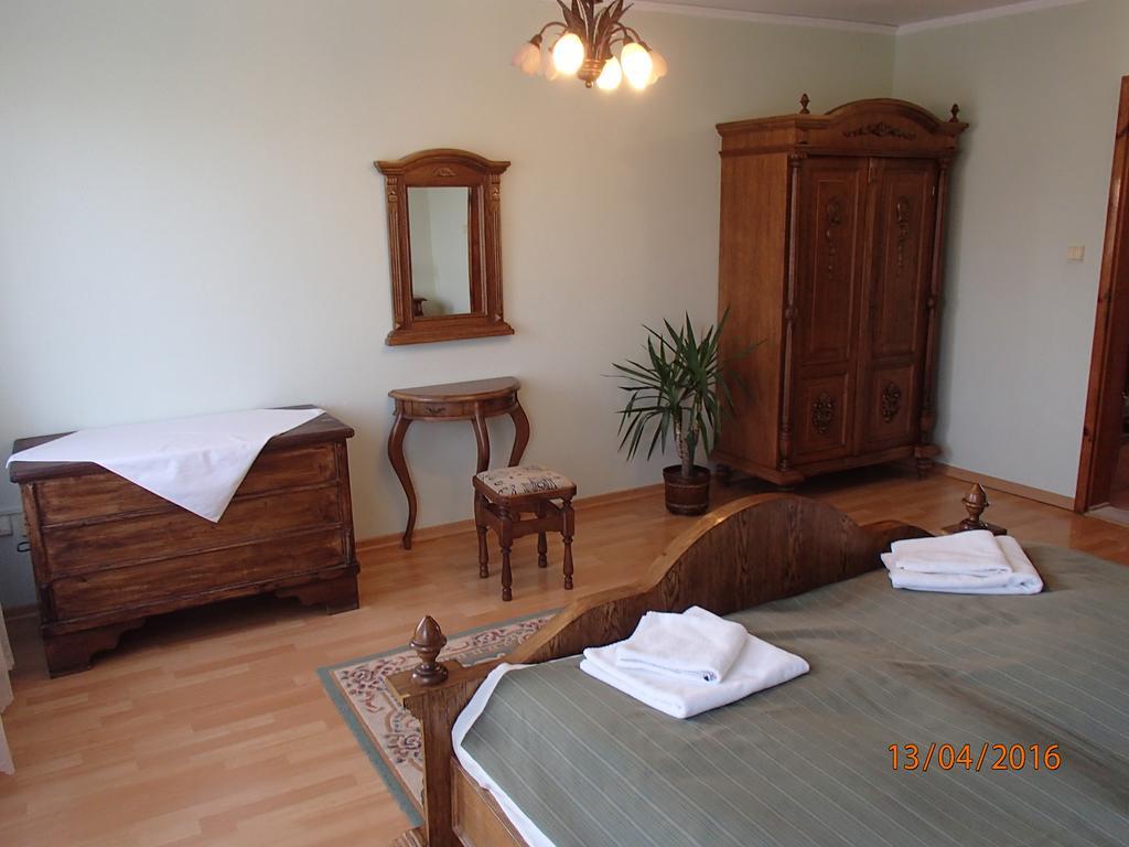 Trenčín Pension Magnolia מראה חיצוני תמונה