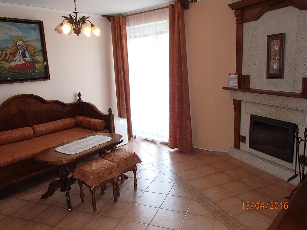 Trenčín Pension Magnolia מראה חיצוני תמונה
